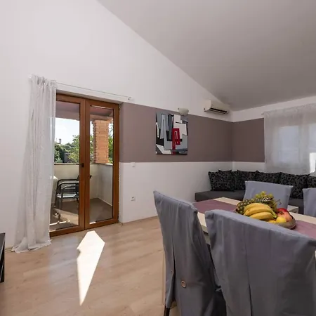 Jana Apartment Porec