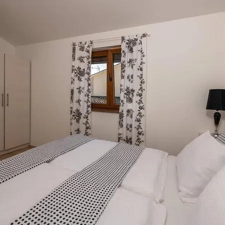 Jana Apartment Porec